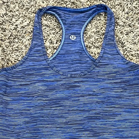 Lululemon Cool Racerback Tank Top Shirt Cadet Blue black gray Stripes, size 4 - Picture 9 of 9